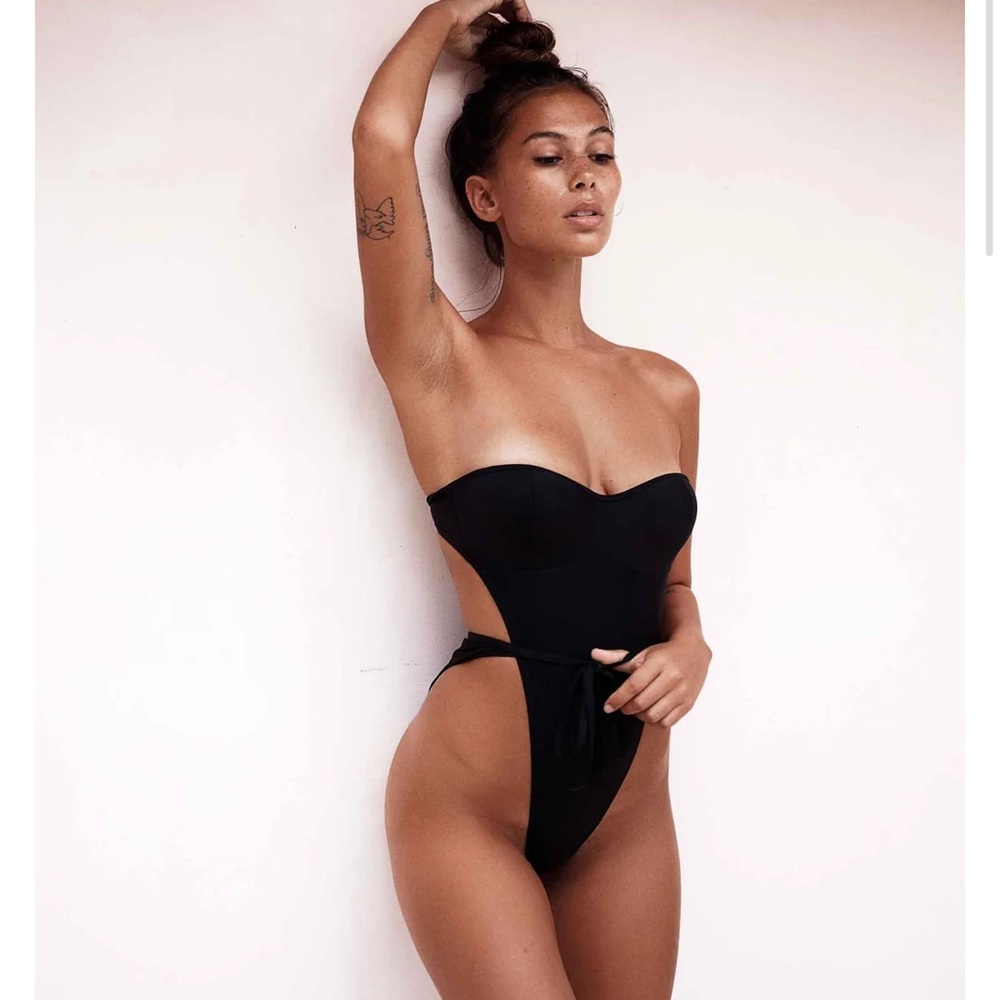 One piece hard swimwear - worn once